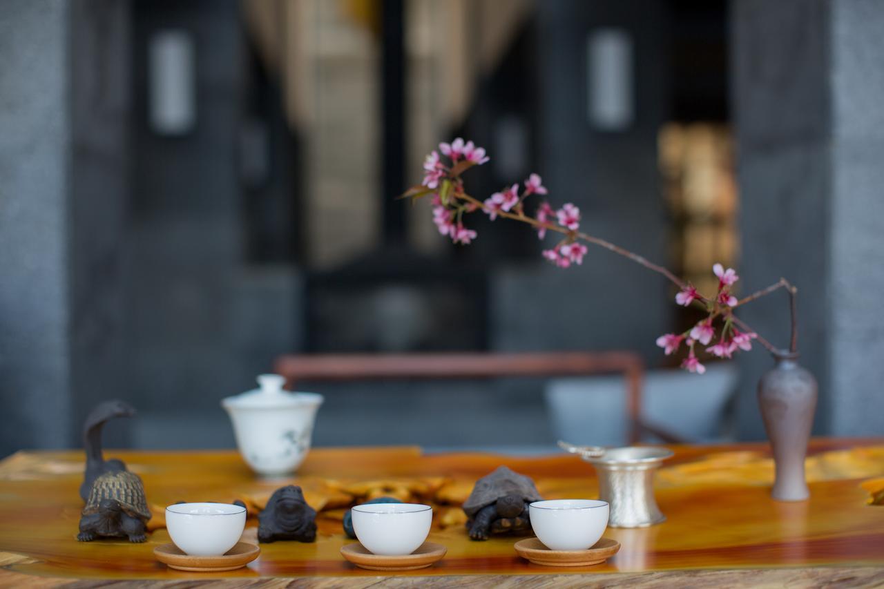 Walden Lugu Lake Zen Retreat نينغلانغ المظهر الخارجي الصورة