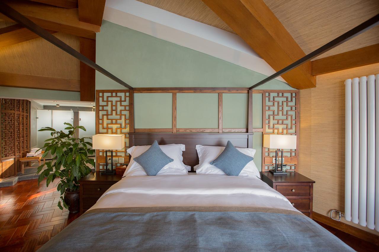 Walden Lugu Lake Zen Retreat نينغلانغ المظهر الخارجي الصورة