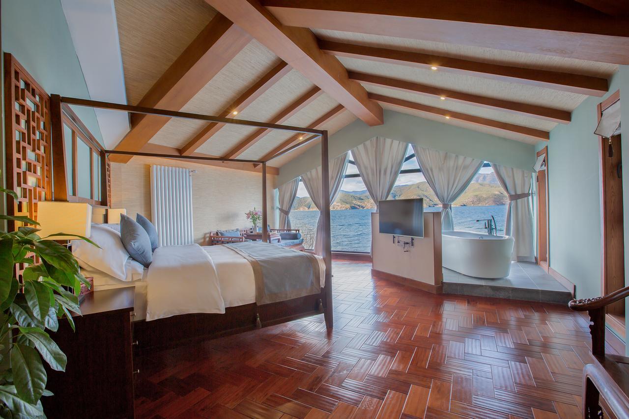 Walden Lugu Lake Zen Retreat نينغلانغ المظهر الخارجي الصورة